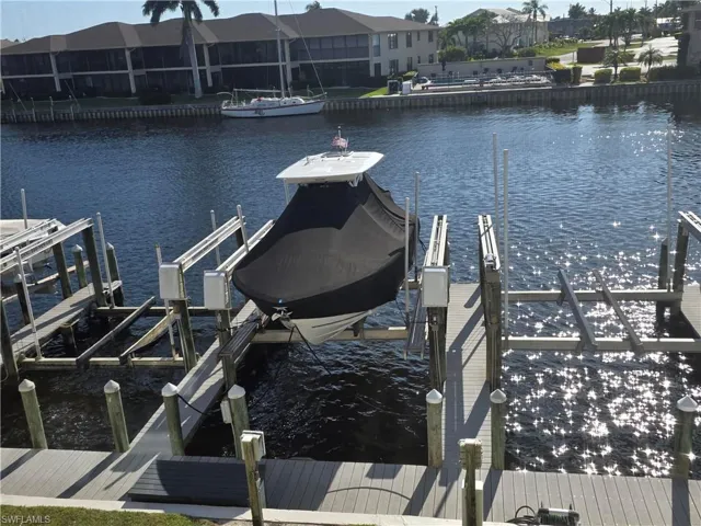 4006 Se 20th Pl 4, Cape Coral, Florida 33904