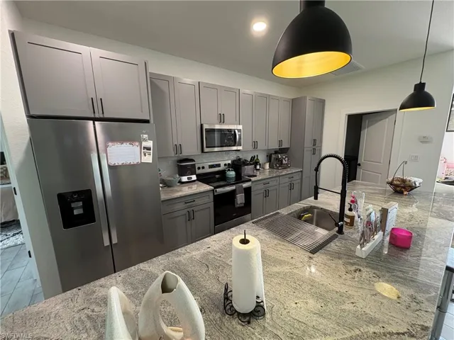 2606 10th St Sw, Lehigh Acres, Florida 33976