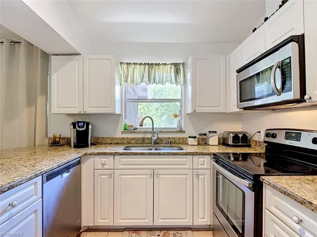 15506 Spring Line Ln, Fort Myers, Florida 33905