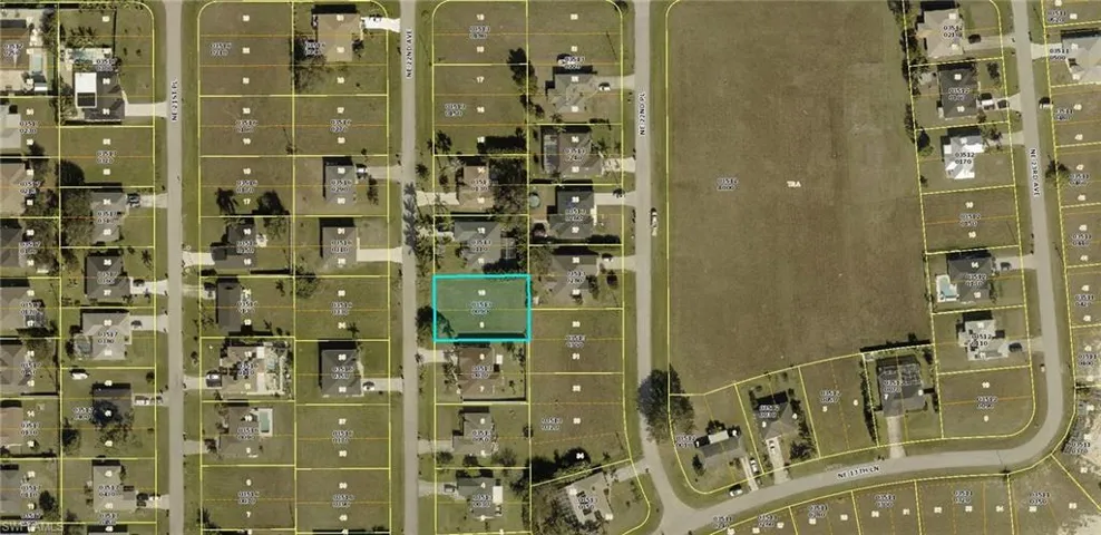 Aerial map of property and surrounding area with property boundaries highlighted