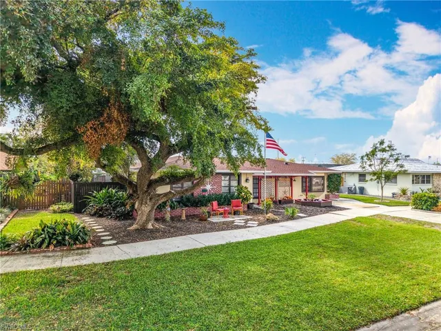 4320 Se 16th Pl, Cape Coral Fl 33904