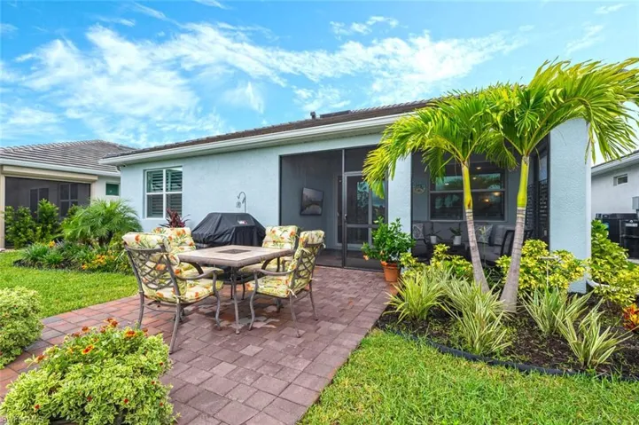 475  Polihale  WAY, Naples, FL 34114