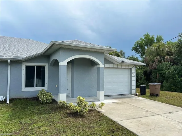 2225/2227 Snead Dr, Lehigh Acres, Florida 33973