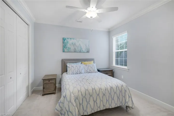 9060  Siesta Bay  DR, Naples, FL 34120