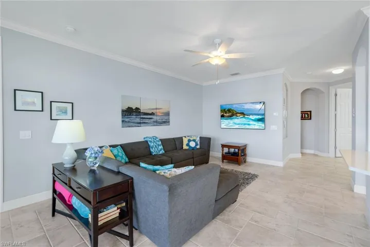 9060  Siesta Bay  DR, Naples, FL 34120