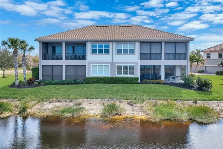9060  Siesta Bay  DR, Naples, FL 34120