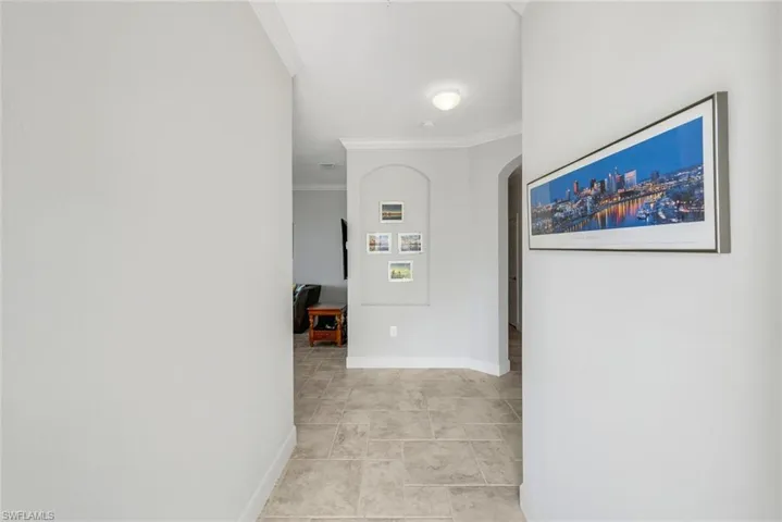 9060  Siesta Bay  DR, Naples, FL 34120