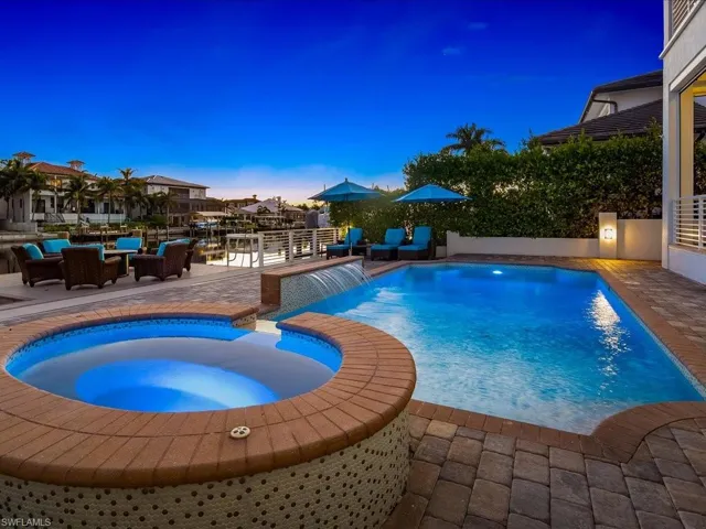 434  Conners  AVE, Naples, FL 34108