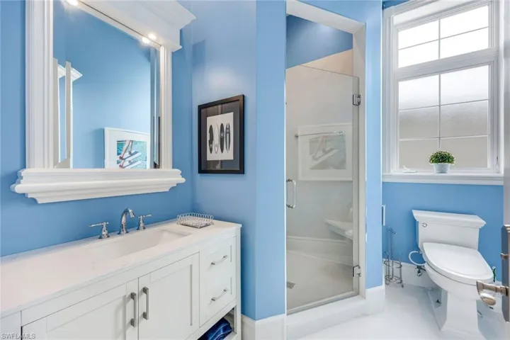 434  Conners  AVE, Naples, FL 34108