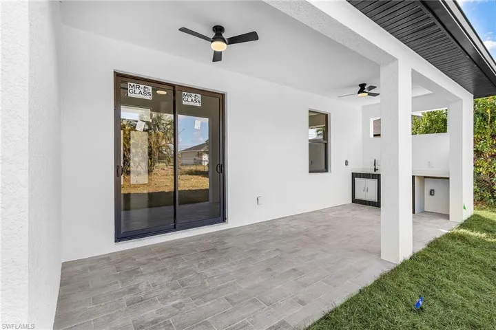 2200 Ne 15th Ave, Cape Coral, Florida 33909