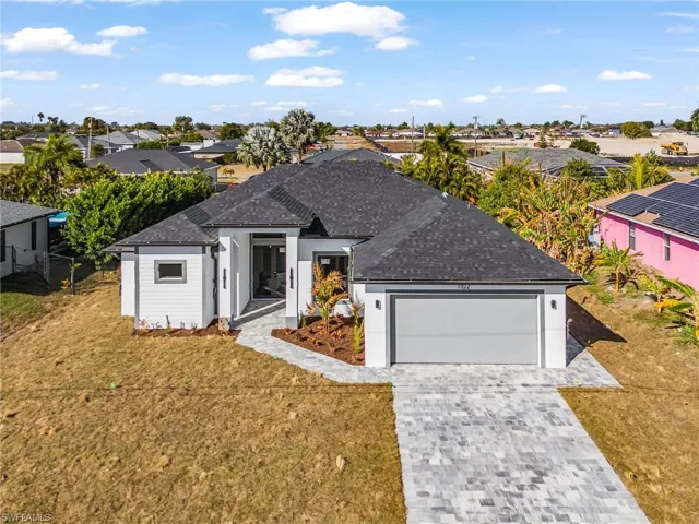 2200 Ne 15th Ave, Cape Coral, Florida 33909