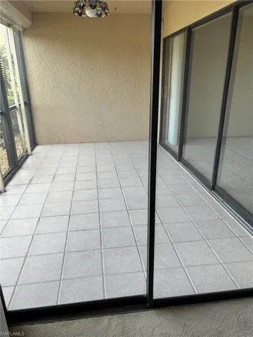 513 Lake Louise Cir 101, Naples, Florida 34110