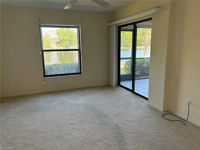 513 Lake Louise Cir 101, Naples, Florida 34110
