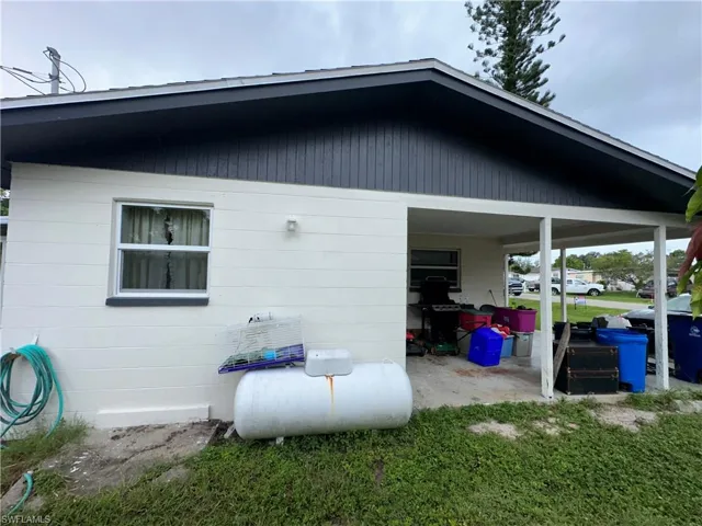 View of side of property