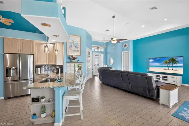 2334 Sw Trafalgar Pkwy, Cape Coral, Florida 33991