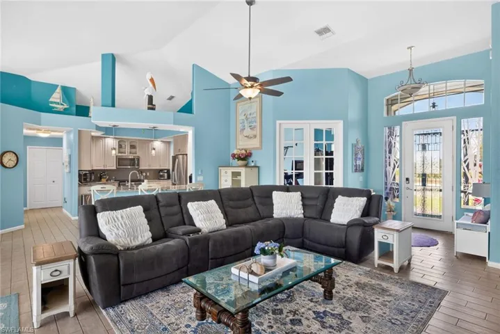 2334 Sw Trafalgar Pkwy, Cape Coral, Florida 33991