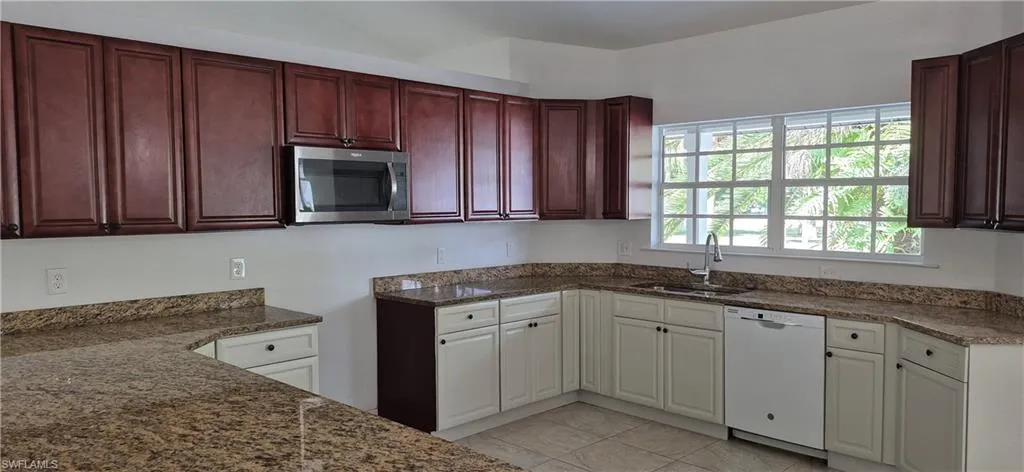 315 Cleveland Ave, Lehigh Acres, Florida 33936