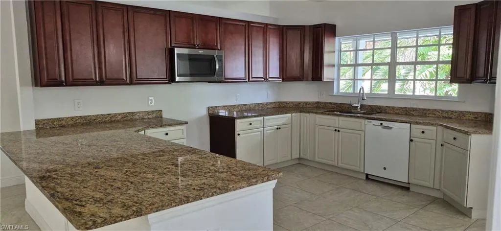 315 Cleveland Ave, Lehigh Acres, Florida 33936