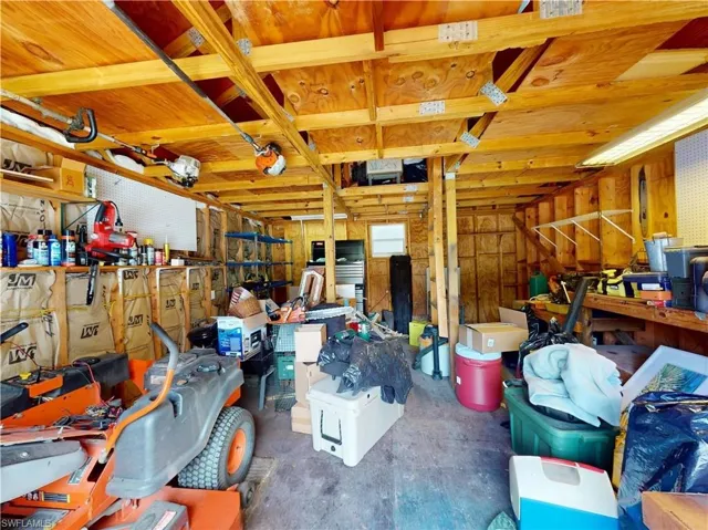 17021 Shelby Ln, North Fort Myers, Florida 33917