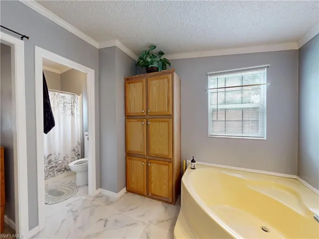 17021 Shelby Ln, North Fort Myers, Florida 33917