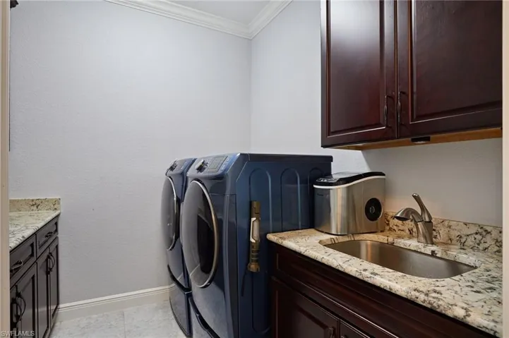 Laundry Room with cabinetry