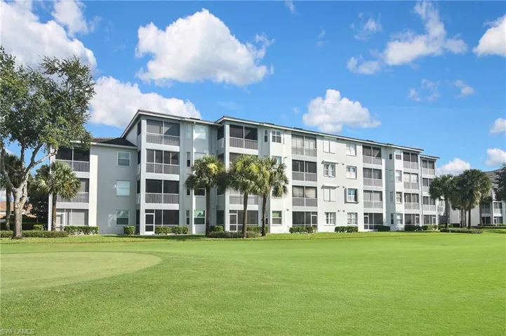 8096 Queen Palm Ln 235, Fort Myers, Florida 33966