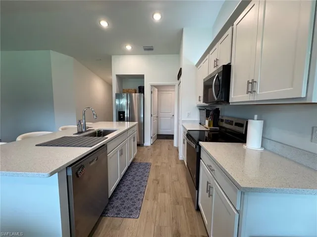 330 Sw 23rd Ter, Cape Coral, Florida 33991