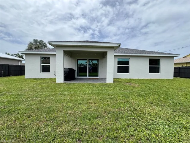 330 Sw 23rd Ter, Cape Coral, Florida 33991