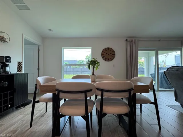 330 Sw 23rd Ter, Cape Coral, Florida 33991