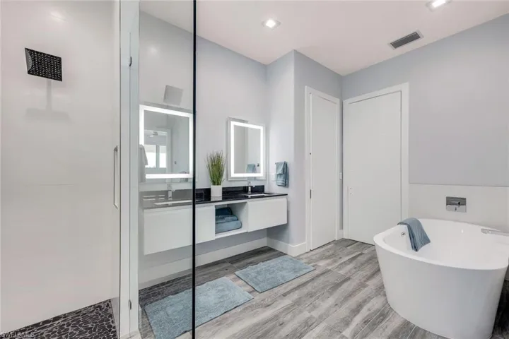 5020 Pelican Blvd, Cape Coral, Florida 33914