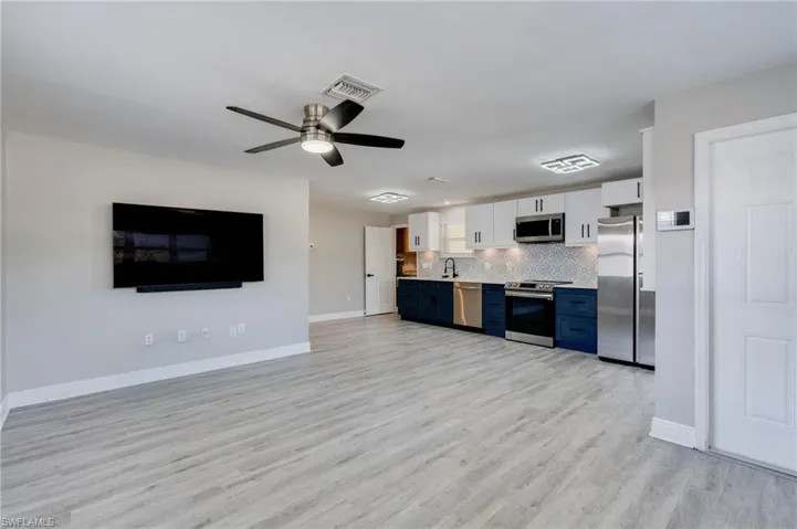 4855  West  DR, Fort Myers, FL 33907