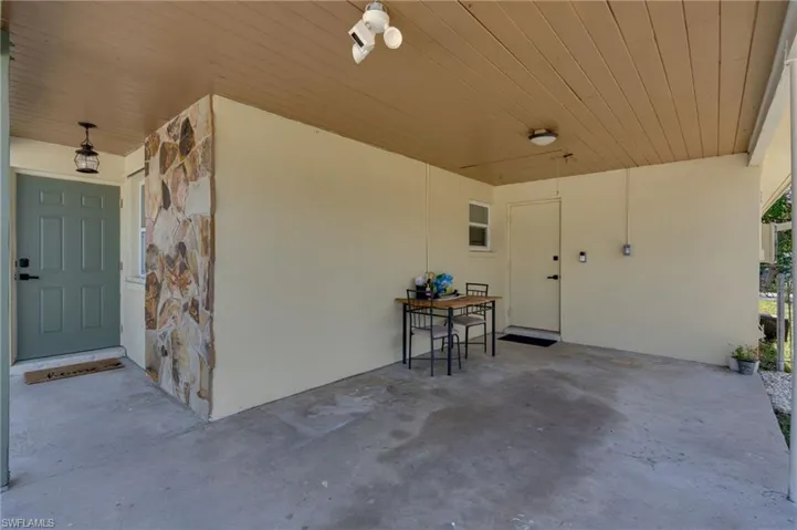4855  West  DR, Fort Myers, FL 33907