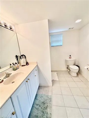 19880 Breckenridge Dr 201, Estero, Florida 33928