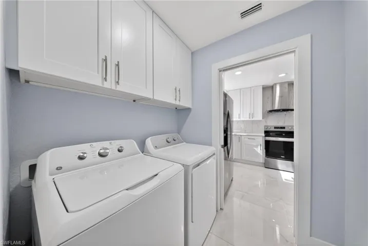 1412 Ne 1st St, Cape Coral, Florida 33909