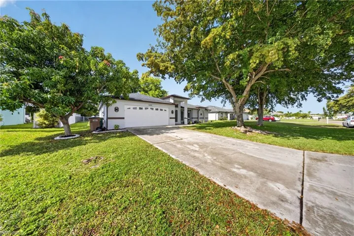 1412 Ne 1st St, Cape Coral, Florida 33909