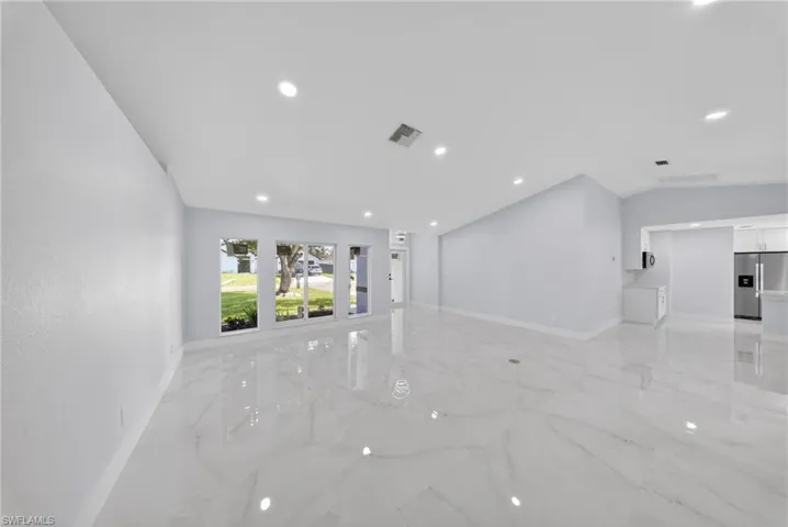1412 Ne 1st St, Cape Coral, Florida 33909