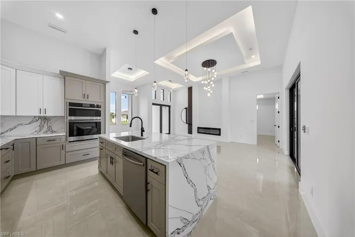 1412 Ne 1st St, Cape Coral, Florida 33909