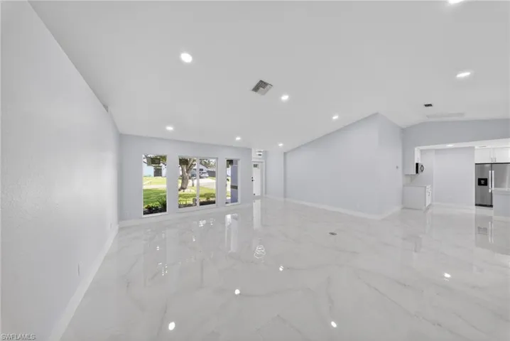 1412 Ne 1st St, Cape Coral, Florida 33909