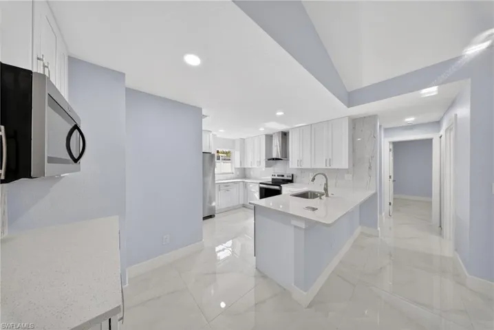 1412 Ne 1st St, Cape Coral, Florida 33909