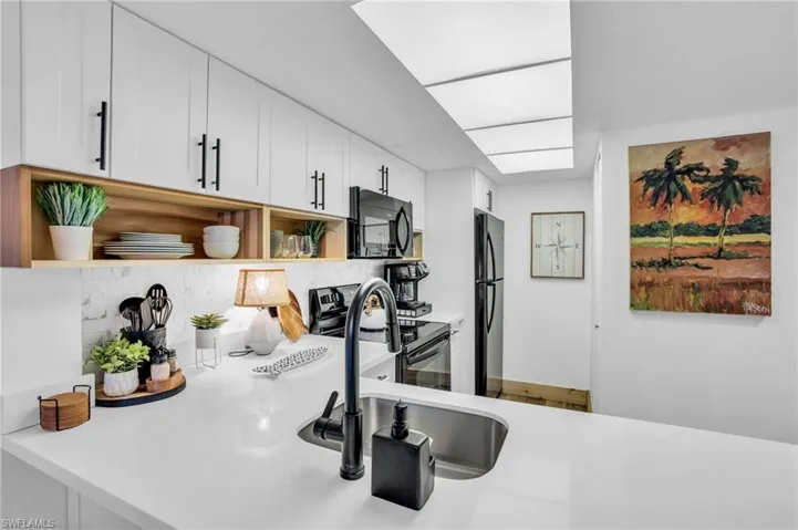 600 Neapolitan Way 353, Naples, Florida 34103