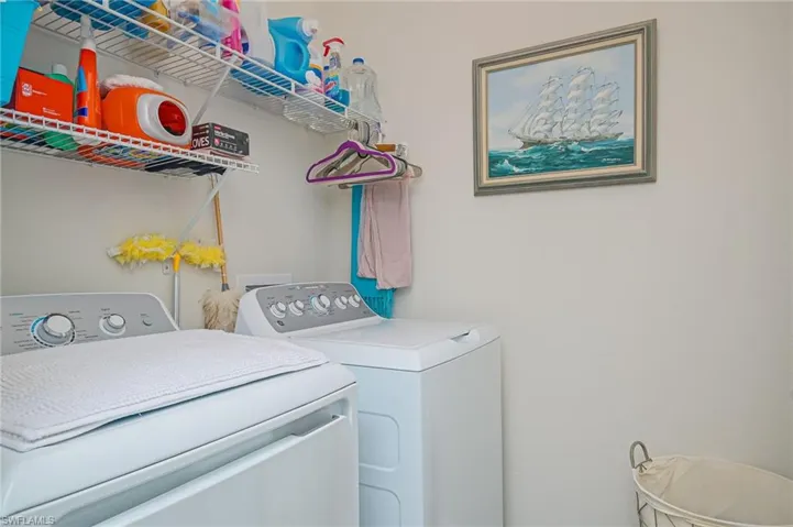 1803  Alameda  DR, Naples, FL 34120