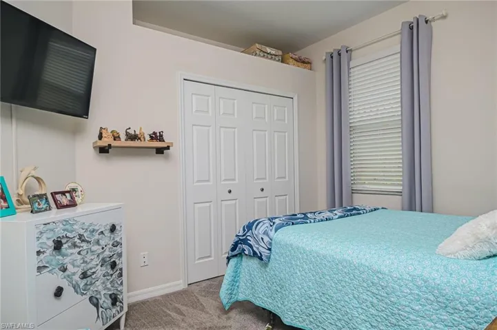 1803  Alameda  DR, Naples, FL 34120