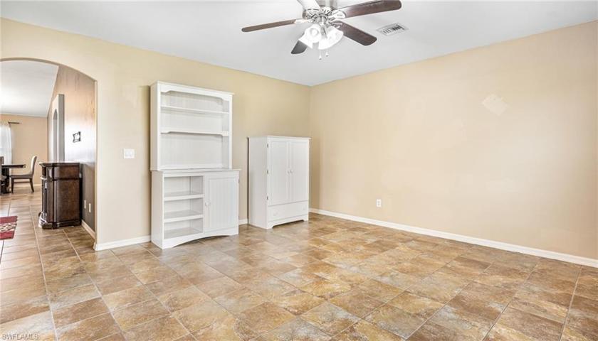 den or 4th bedroom