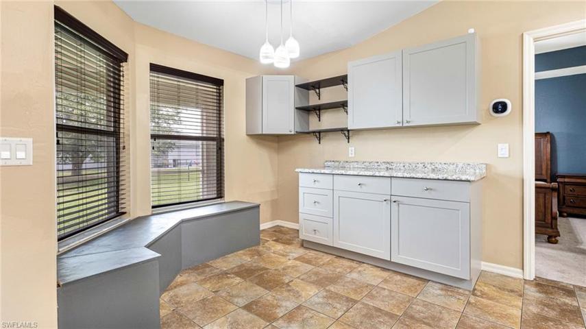 breakfast nook