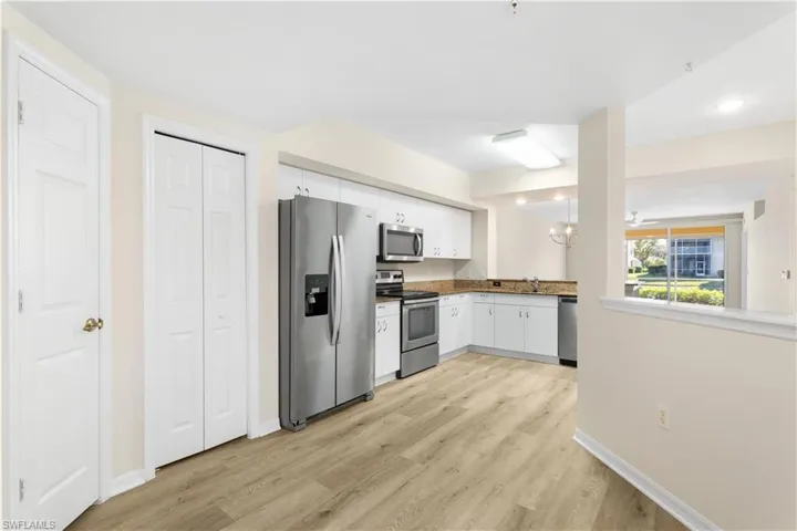 5430  Worthington  LN, Naples, FL 34110