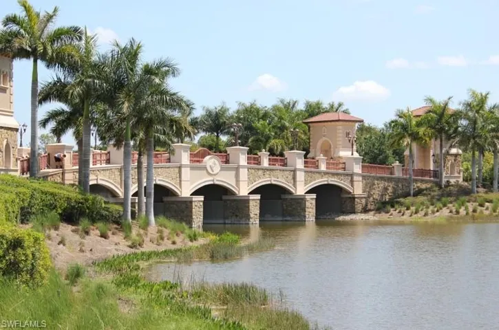 9731 Acqua Ct 514, Naples, Florida 34113