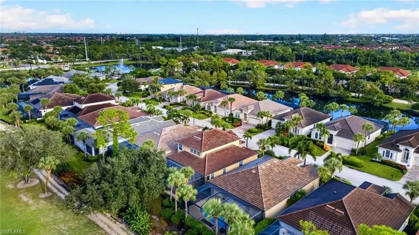 8959 Crown Bridge Way, Fort Myers, Florida 33908