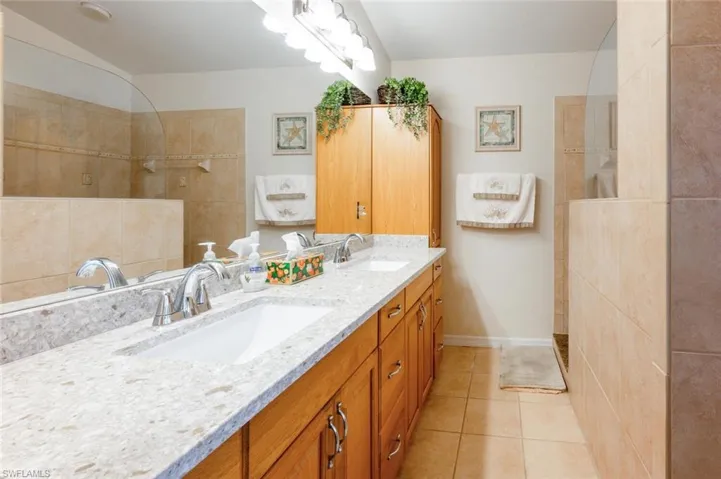 878  Charlemagne  BLVD, Naples, FL 34112