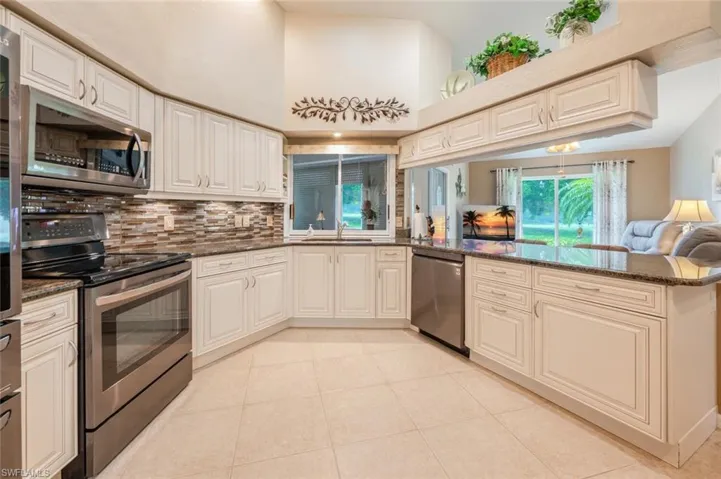 878  Charlemagne  BLVD, Naples, FL 34112