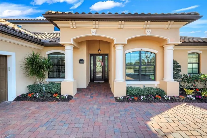 Beautiful welcoming entry!